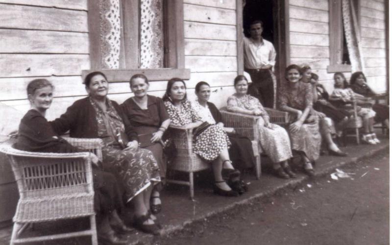 Foto familia (antigua)