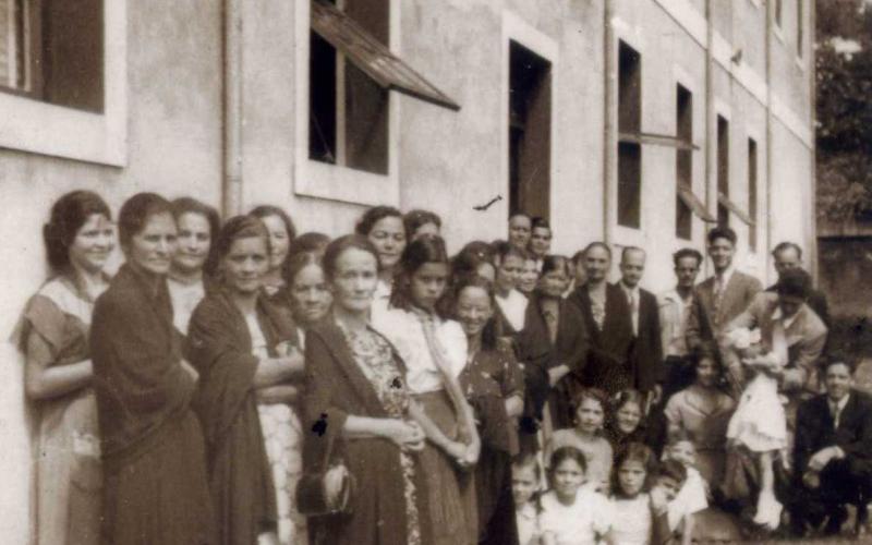 Foto Mujeres (antigua)