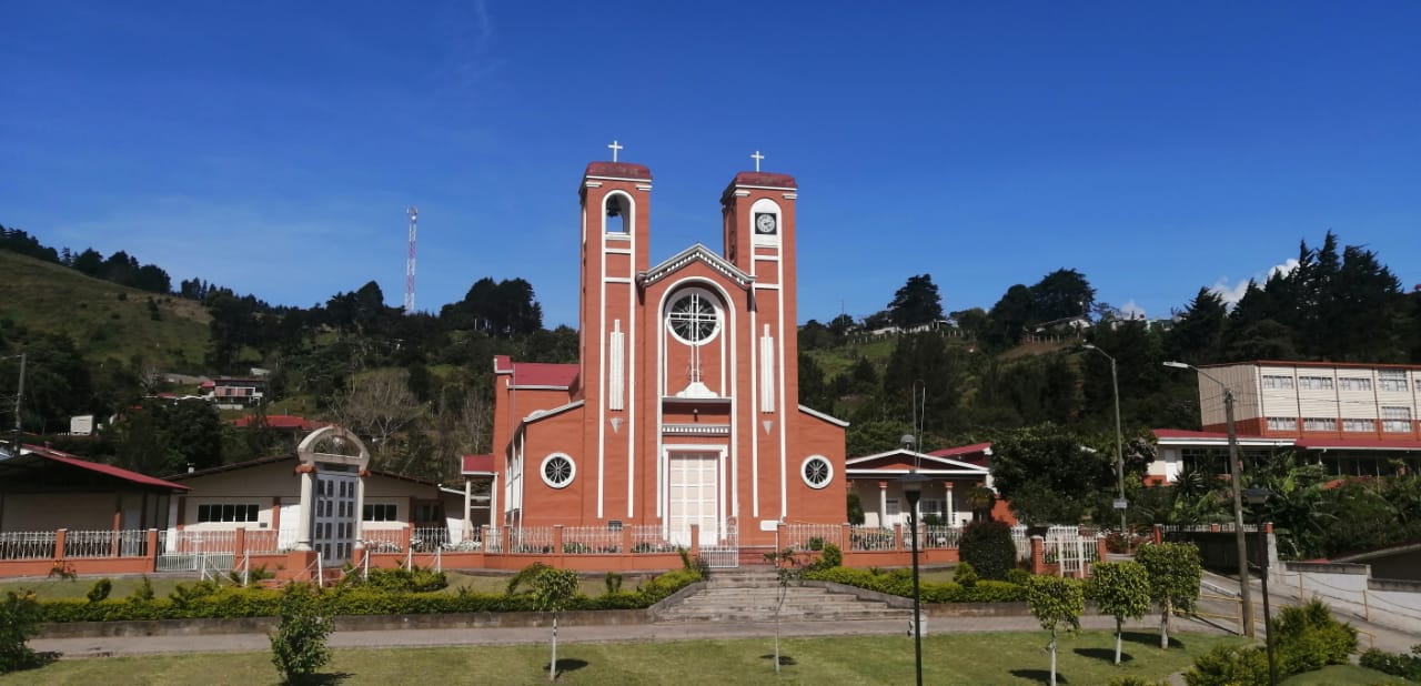 Templo católico de San Cristóbal Norte es declarado patrimonio |  Municipalidad de Desamparados
